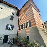 Torre Alboletta Apartment